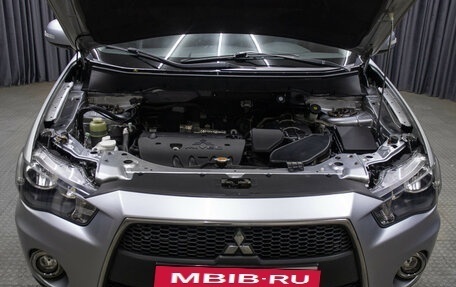 Mitsubishi Outlander III рестайлинг 3, 2011 год, 1 298 000 рублей, 9 фотография