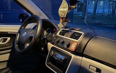 Skoda Fabia II, 2008 год, 300 000 рублей, 10 фотография