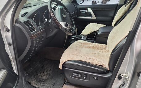Toyota Land Cruiser 200, 2012 год, 2 698 000 рублей, 9 фотография