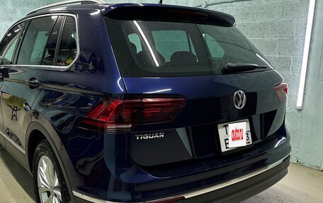 Volkswagen Tiguan II, 2020 год, 2 800 000 рублей, 2 фотография