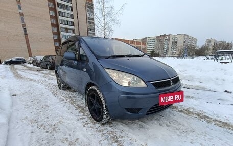 Mitsubishi Colt VI рестайлинг, 2005 год, 700 000 рублей, 3 фотография