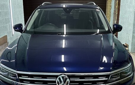 Volkswagen Tiguan II, 2020 год, 2 800 000 рублей, 3 фотография