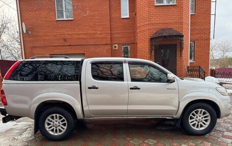 Toyota Hilux VII, 2014 год, 2 350 000 рублей, 11 фотография