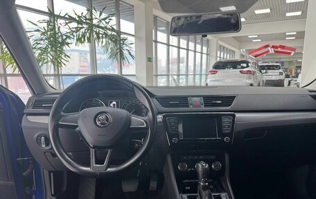 Skoda Superb III рестайлинг, 2019 год, 1 900 000 рублей, 11 фотография