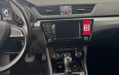 Skoda Superb III рестайлинг, 2019 год, 1 900 000 рублей, 12 фотография