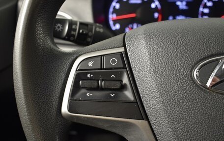 Hyundai Solaris II рестайлинг, 2018 год, 1 076 100 рублей, 14 фотография