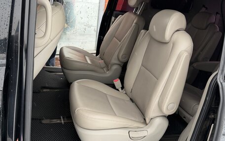 KIA Carnival III, 2017 год, 2 500 000 рублей, 16 фотография