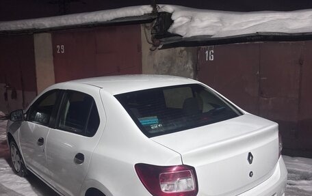 Renault Logan II, 2017 год, 575 000 рублей, 2 фотография