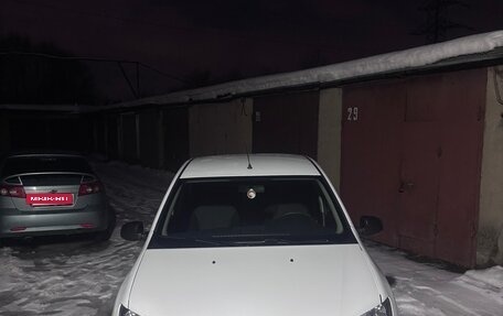 Renault Logan II, 2017 год, 575 000 рублей, 7 фотография