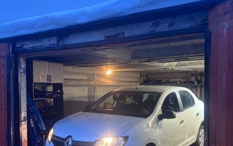 Renault Logan II, 2017 год, 575 000 рублей, 8 фотография