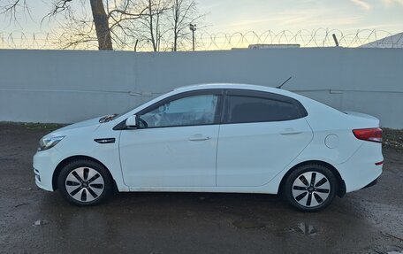 KIA Rio III рестайлинг, 2015 год, 975 000 рублей, 4 фотография