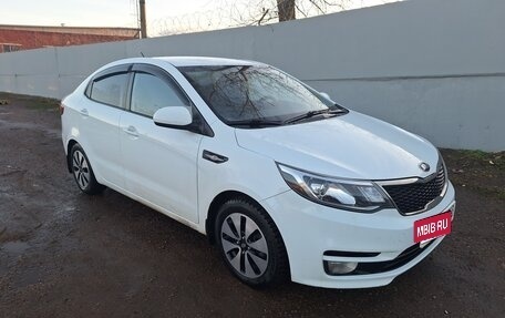 KIA Rio III рестайлинг, 2015 год, 975 000 рублей, 3 фотография
