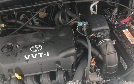 Toyota FunCargo, 2003 год, 400 000 рублей, 3 фотография