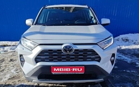 Toyota RAV4, 2019 год, 3 699 000 рублей, 7 фотография