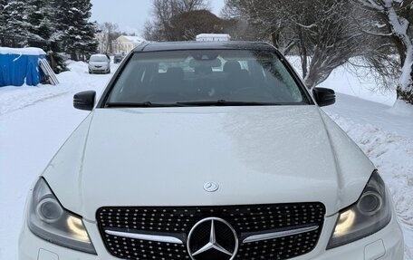 Mercedes-Benz C-Класс, 2012 год, 1 550 000 рублей, 6 фотография