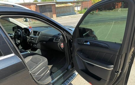 Mercedes-Benz GL-Класс, 2014 год, 3 350 000 рублей, 10 фотография