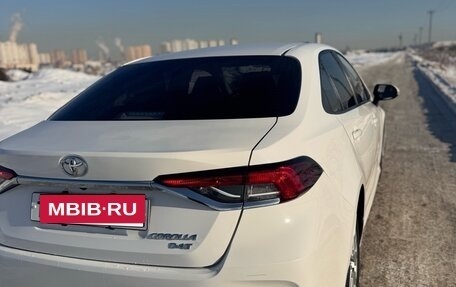 Toyota Corolla, 2021 год, 1 850 000 рублей, 6 фотография