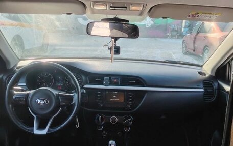 KIA Rio IV, 2018 год, 1 490 000 рублей, 3 фотография