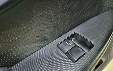 Nissan Note II рестайлинг, 2012 год, 650 000 рублей, 18 фотография