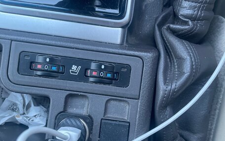 Toyota Land Cruiser Prado 150 рестайлинг 2, 2018 год, 4 220 000 рублей, 13 фотография