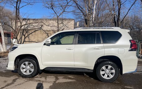 Toyota Land Cruiser Prado 150 рестайлинг 2, 2018 год, 4 220 000 рублей, 2 фотография