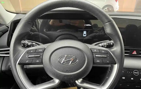 Hyundai Elantra, 2022 год, 1 369 888 рублей, 8 фотография