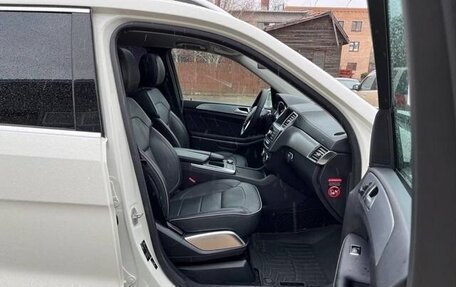 Mercedes-Benz GL-Класс, 2013 год, 2 350 000 рублей, 16 фотография