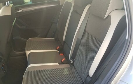 Volkswagen Tiguan II, 2020 год, 3 350 000 рублей, 7 фотография