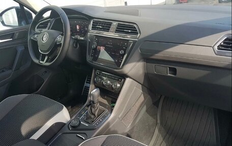 Volkswagen Tiguan II, 2020 год, 3 350 000 рублей, 8 фотография