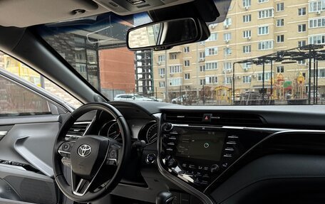 Toyota Camry, 2019 год, 2 999 999 рублей, 13 фотография