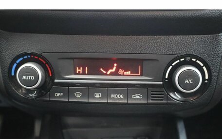 KIA Rio III рестайлинг, 2016 год, 1 000 000 рублей, 11 фотография