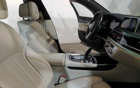 BMW 7 серия, 2019 год, 5 467 000 рублей, 30 фотография