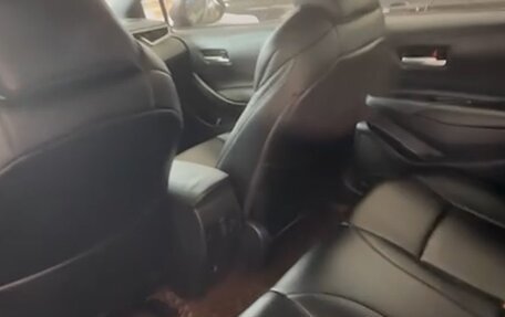 Toyota Corolla, 2022 год, 1 850 000 рублей, 6 фотография