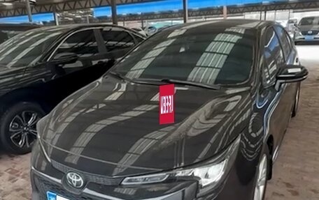 Toyota Corolla, 2022 год, 1 850 000 рублей, 2 фотография