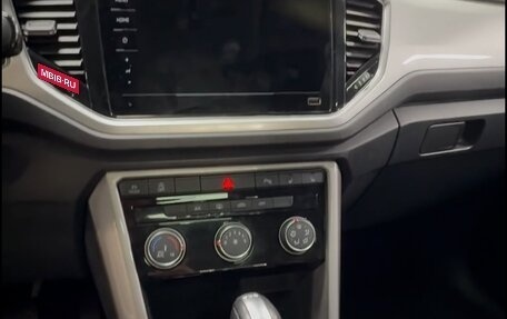 Volkswagen T-Roc I, 2021 год, 1 818 000 рублей, 7 фотография