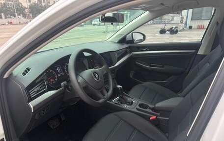 Volkswagen Bora, 2022 год, 1 323 000 рублей, 8 фотография