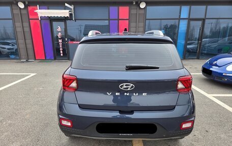 Hyundai Venue I, 2022 год, 1 042 000 рублей, 2 фотография