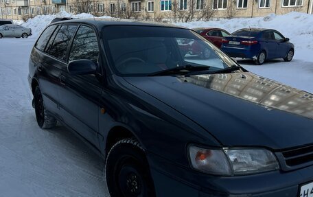 Toyota Caldina, 2000 год, 260 000 рублей, 1 фотография