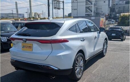 Toyota Harrier, 2025 год, 3 880 000 рублей, 4 фотография