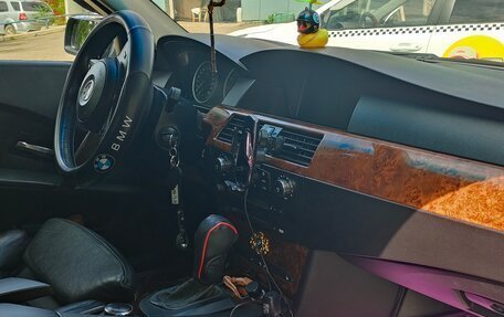 BMW 5 серия, 2006 год, 950 000 рублей, 12 фотография