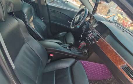 BMW 5 серия, 2006 год, 950 000 рублей, 16 фотография