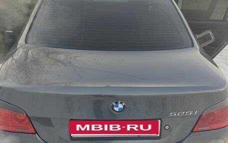 BMW 5 серия, 2006 год, 950 000 рублей, 27 фотография