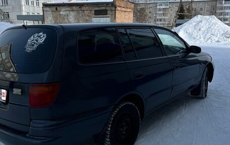 Toyota Caldina, 2000 год, 260 000 рублей, 2 фотография