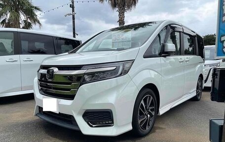 Honda Stepwgn IV, 2021 год, 2 000 000 рублей, 1 фотография