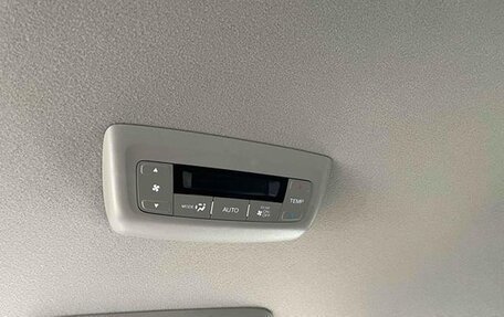 Honda Stepwgn IV, 2021 год, 2 000 000 рублей, 8 фотография