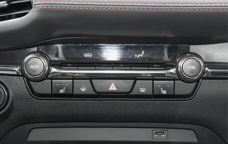 Mazda 3, 2022 год, 1 900 000 рублей, 20 фотография