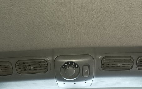 Hyundai Starex I рестайлинг, 2007 год, 850 000 рублей, 21 фотография