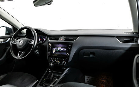 Skoda Octavia, 2019 год, 1 699 000 рублей, 9 фотография