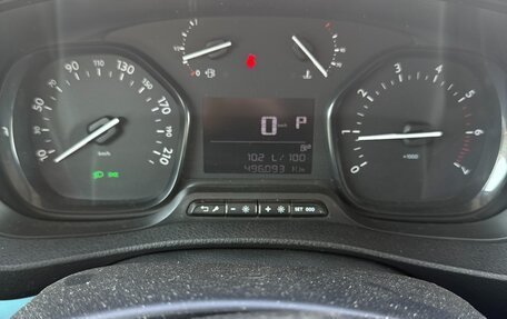 Peugeot Traveller I, 2017 год, 1 900 000 рублей, 9 фотография