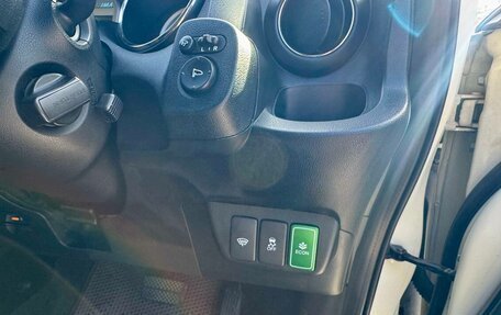 Honda Fit Shuttle I рестайлинг, 2013 год, 1 059 000 рублей, 16 фотография